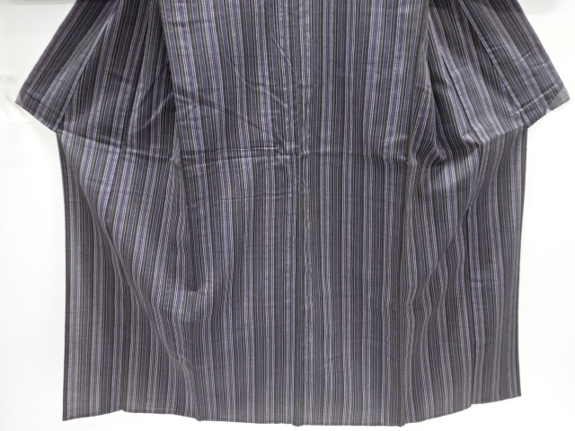  縞模様織出し単衣着物